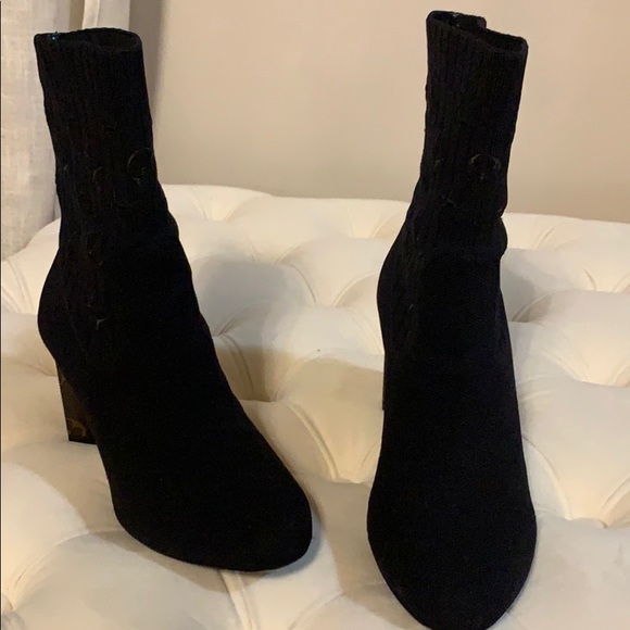 LOUIS VUITTON SILHOUETTE ANKLE BOOT - Picture 9 of 14